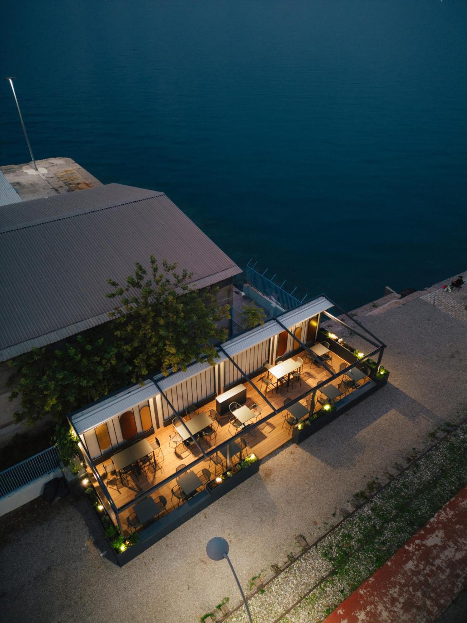 Amario Suites Hotel Aígio Exteriér fotografie